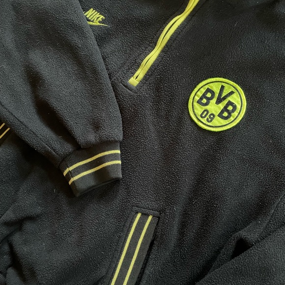 BORUSSIA DORTMUND NIKE PREMIER FLEECE - Picture 4 of 9